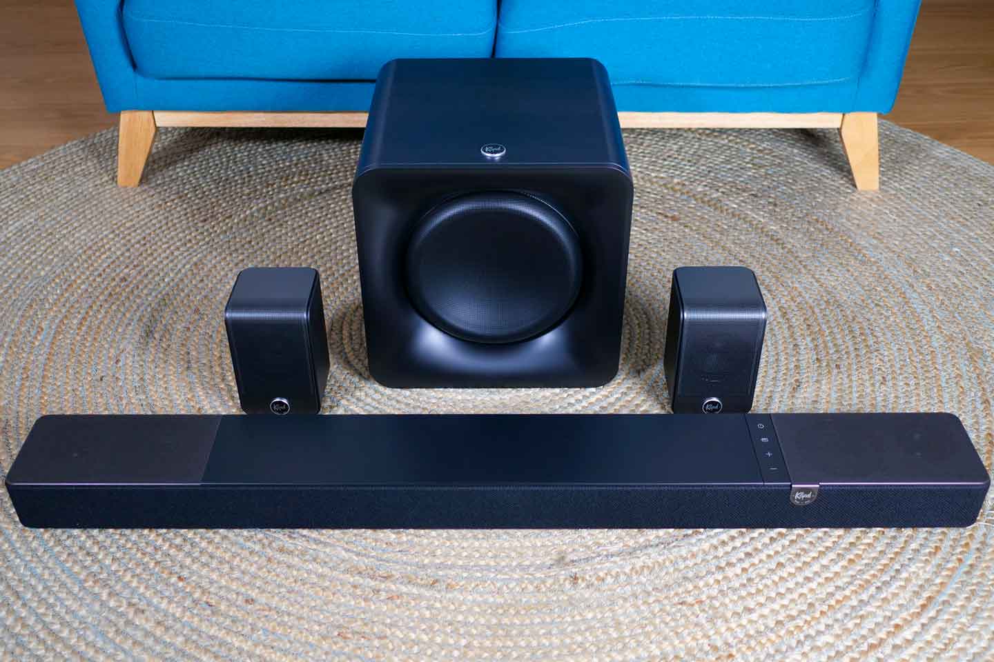 Klipsch Flexus Core 200, SUB100 et SURR100 : test de la barre de son Atmos 3.1.2 évolutive avec caisson de basse et enceintes surround sans fil